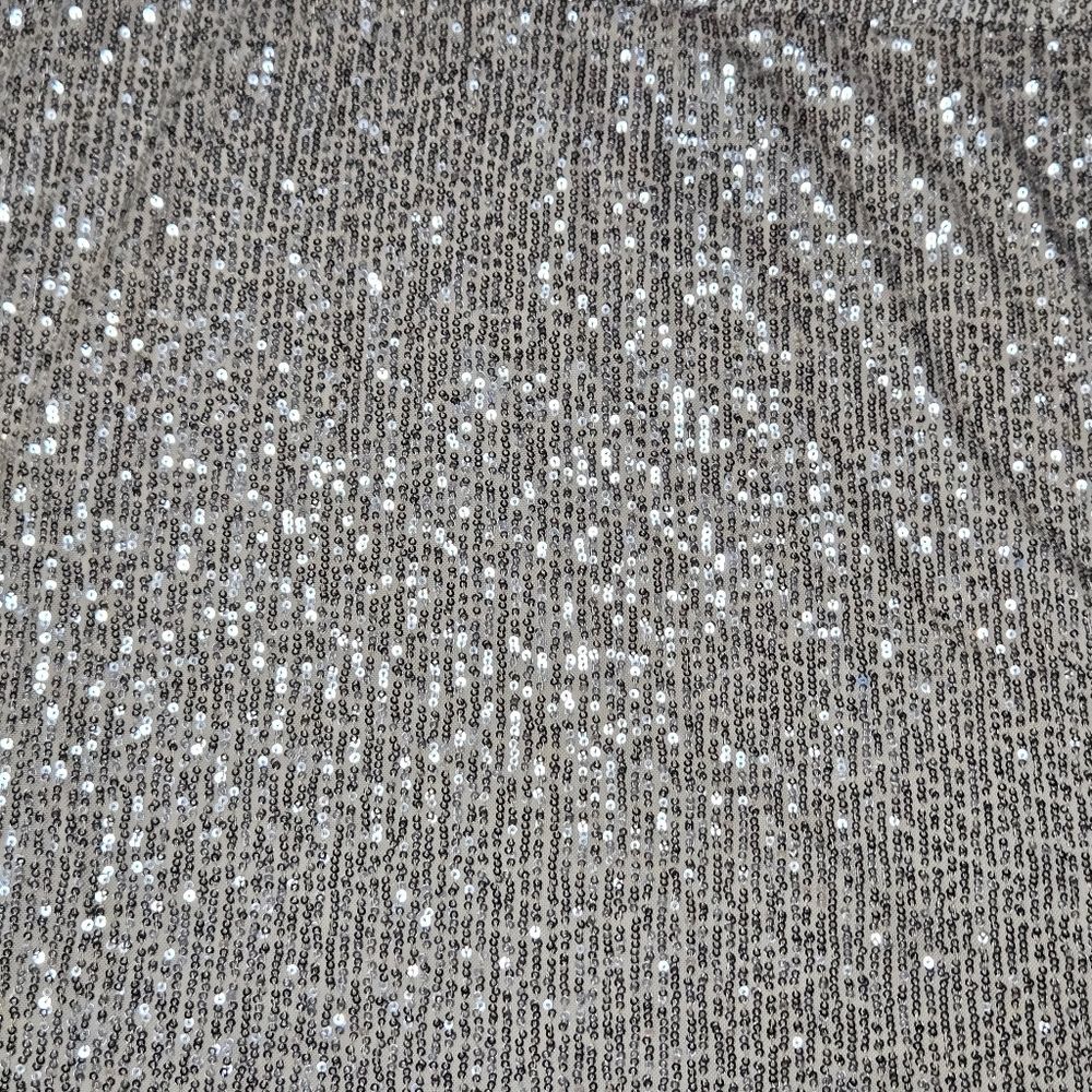 Torrid Mini Sequin Skirt Champagne NWT 6X - Picture 2 of 7